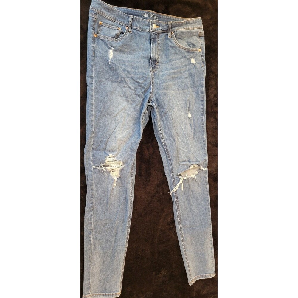 Woman's Wild Fable Distressed Light Blue Jeans Size 14 High Rise Skinny